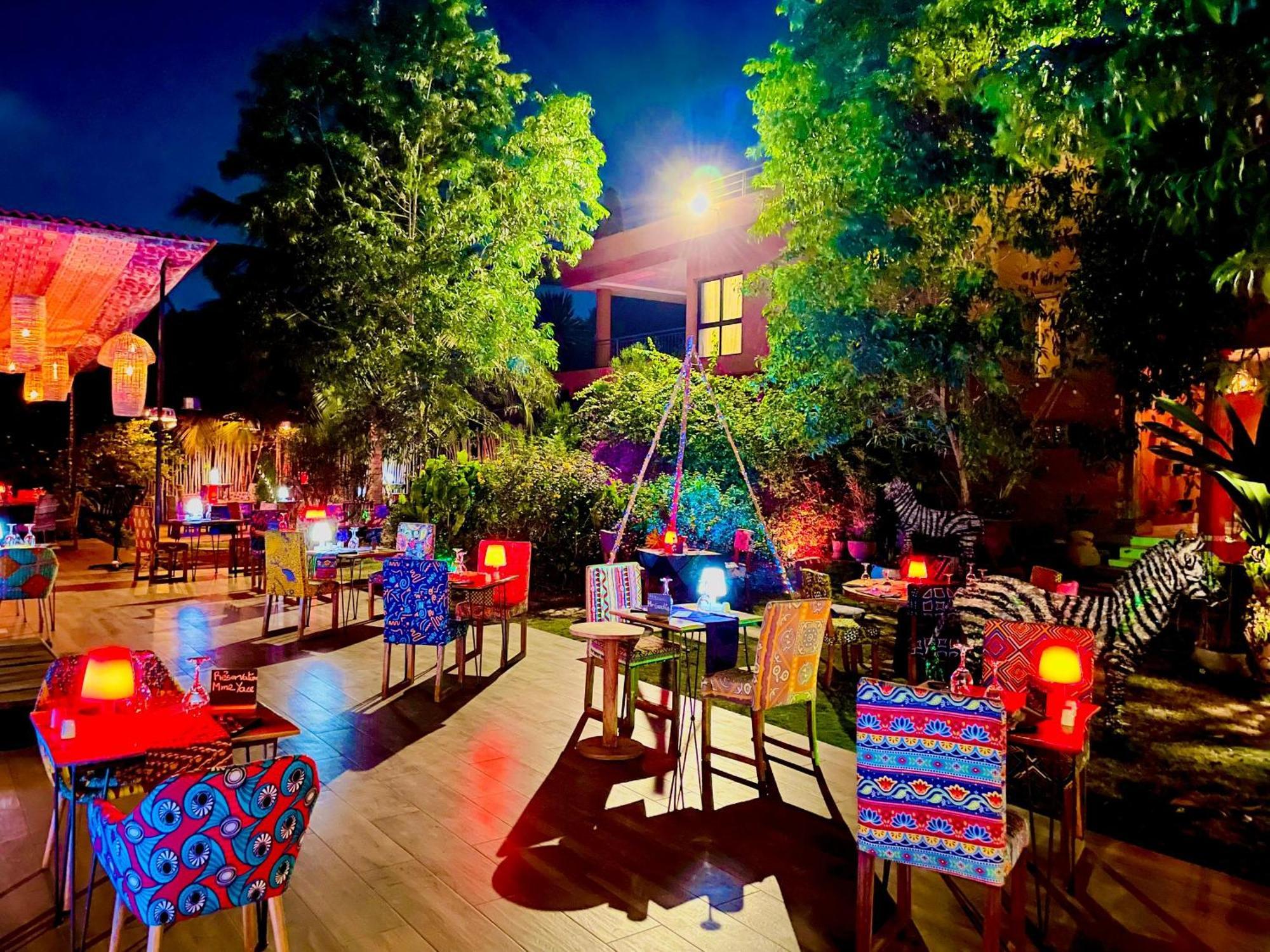 Le Patio Hotel Lome Ngoại thất bức ảnh