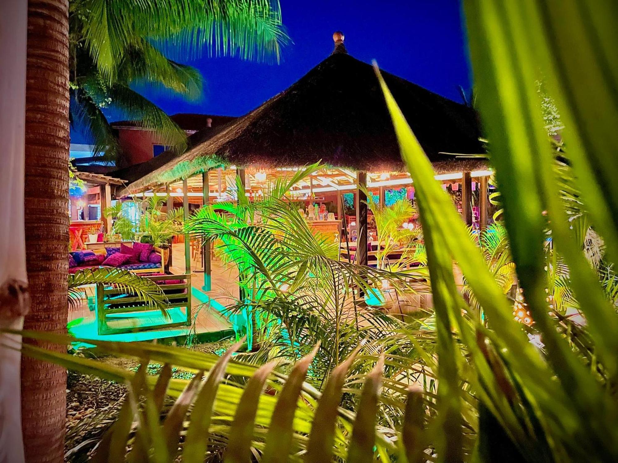 Le Patio Hotel Lome Ngoại thất bức ảnh