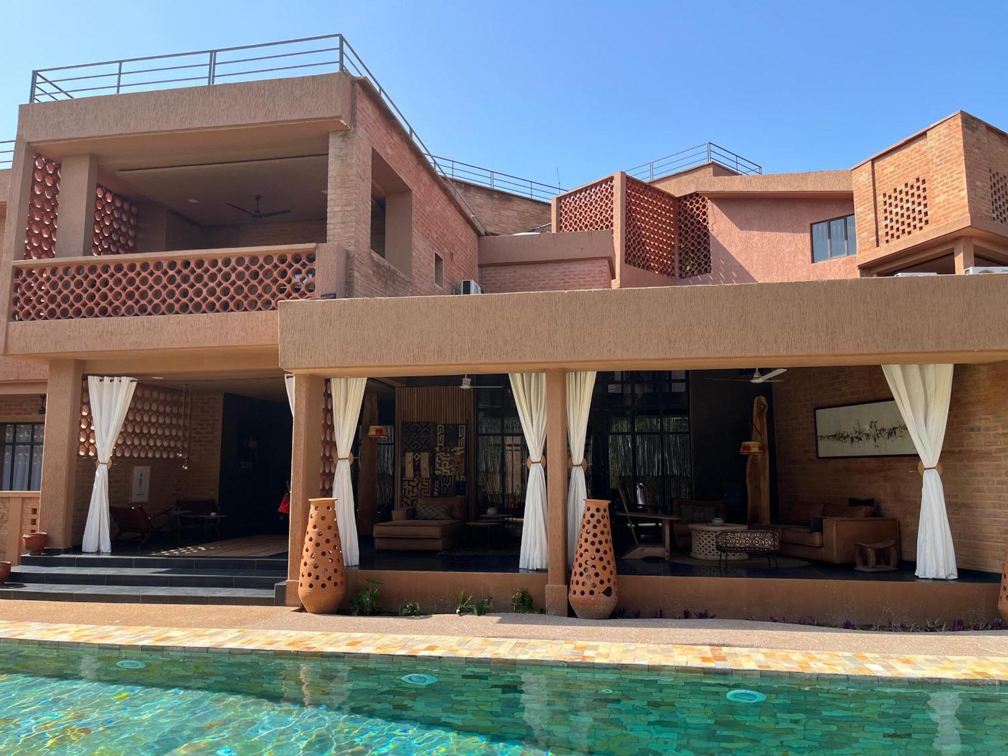 Le Patio Hotel Lome Ngoại thất bức ảnh