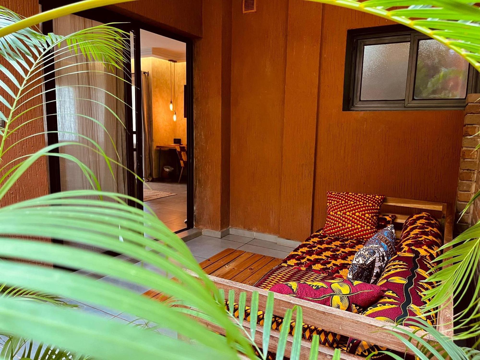 Le Patio Hotel Lome Ngoại thất bức ảnh