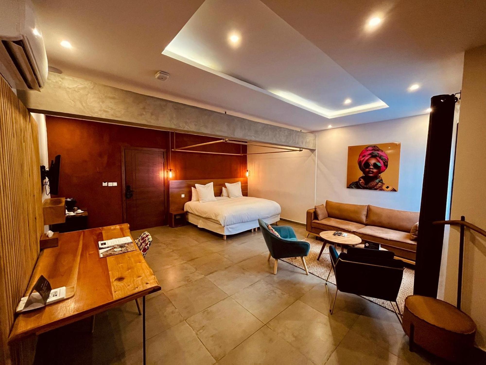 Le Patio Hotel Lome Ngoại thất bức ảnh